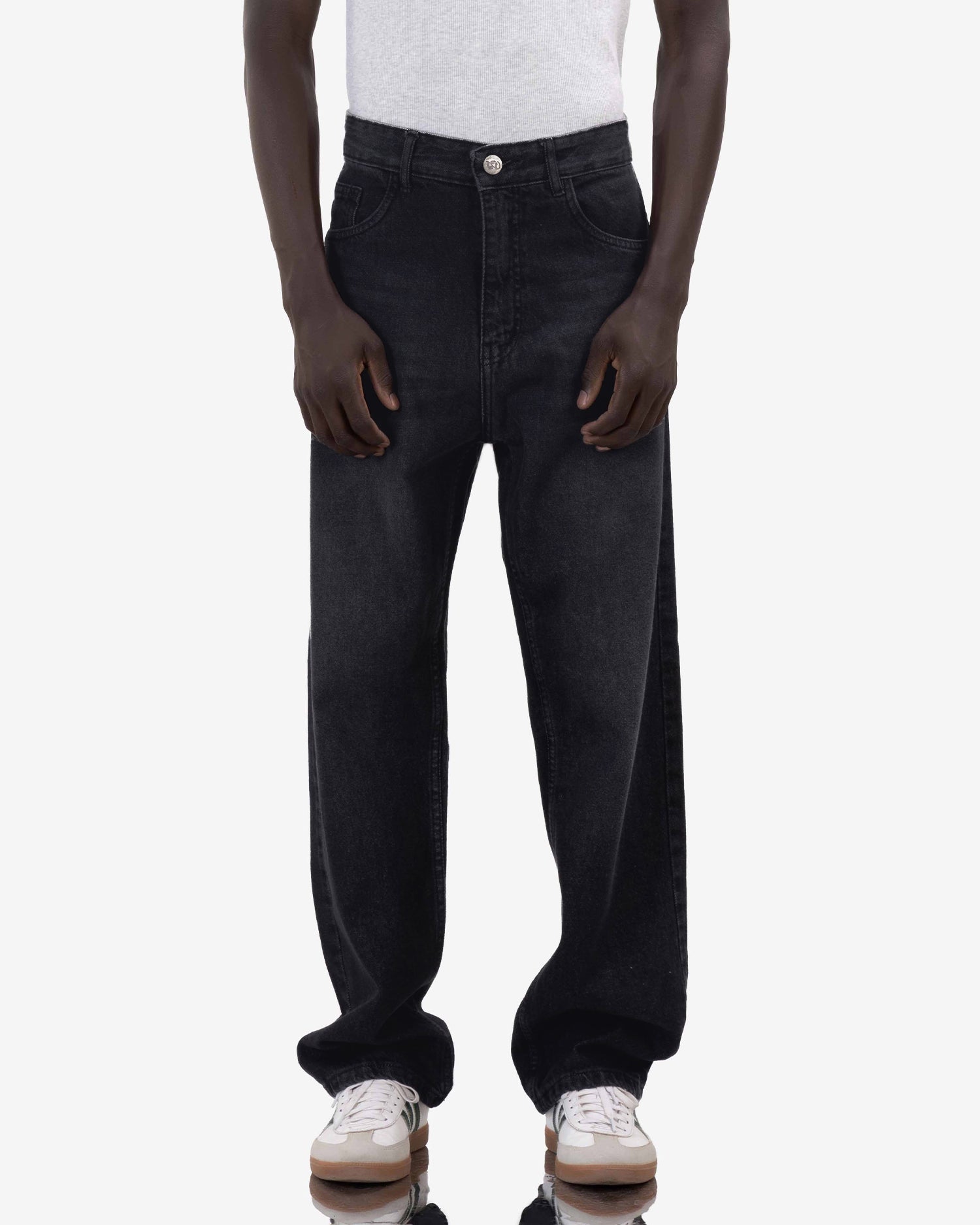Streetwear Baggy Fit Jeans In Black With Effect