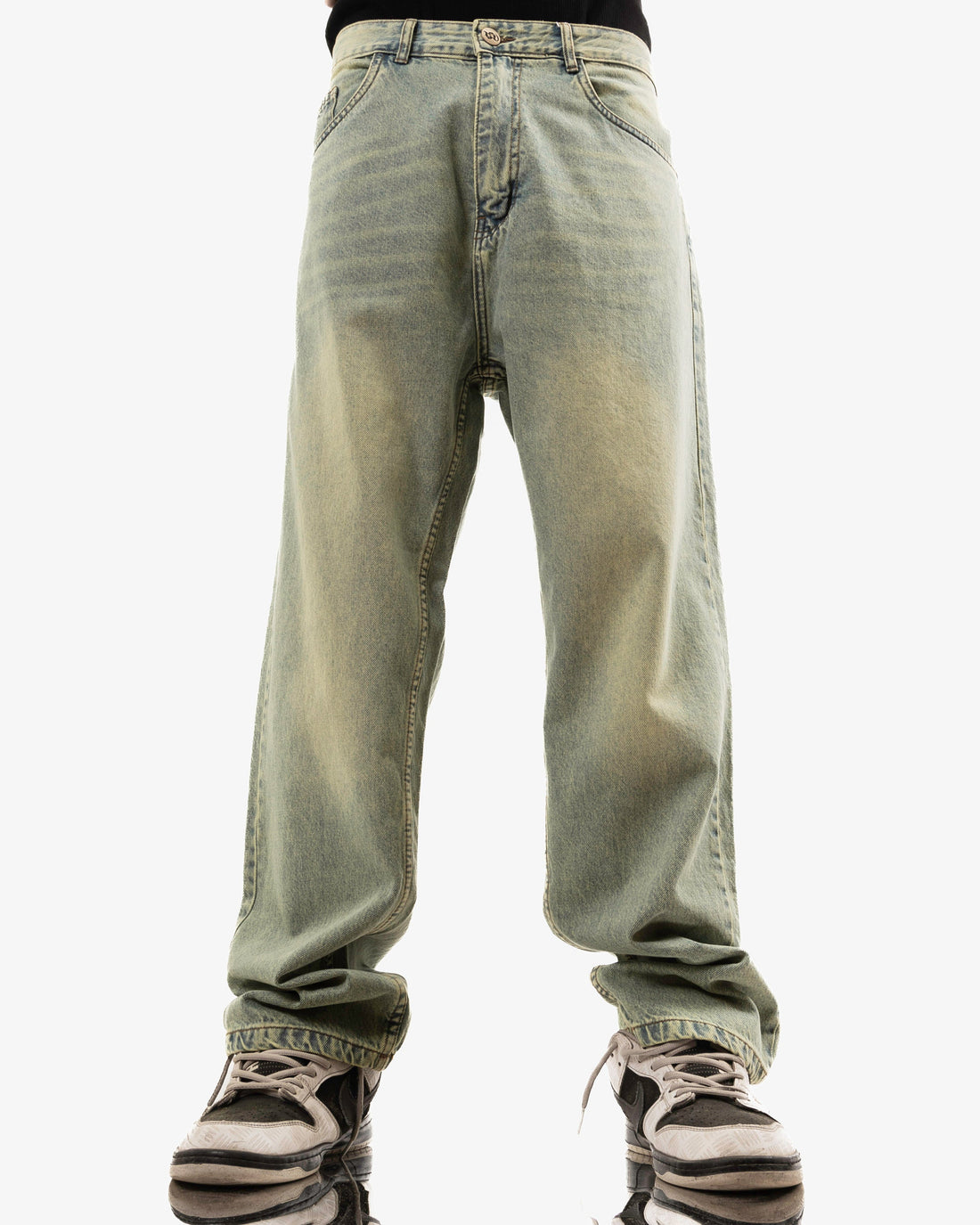 Light Wash Baggy Fit Jeans In Blue